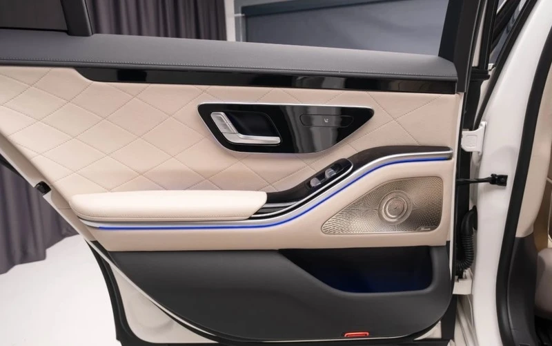 Mercedes-Benz S 350 d 4Matic Long AMG-Line, снимка 10 - Автомобили и джипове - 53748361