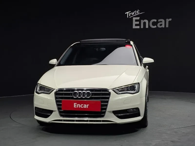 Audi A3 1.6 TDI, снимка 3 - Автомобили и джипове - 54125521