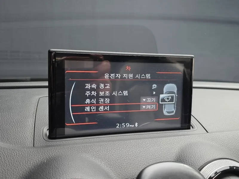 Audi A3 1.6 TDI, снимка 16 - Автомобили и джипове - 54125521