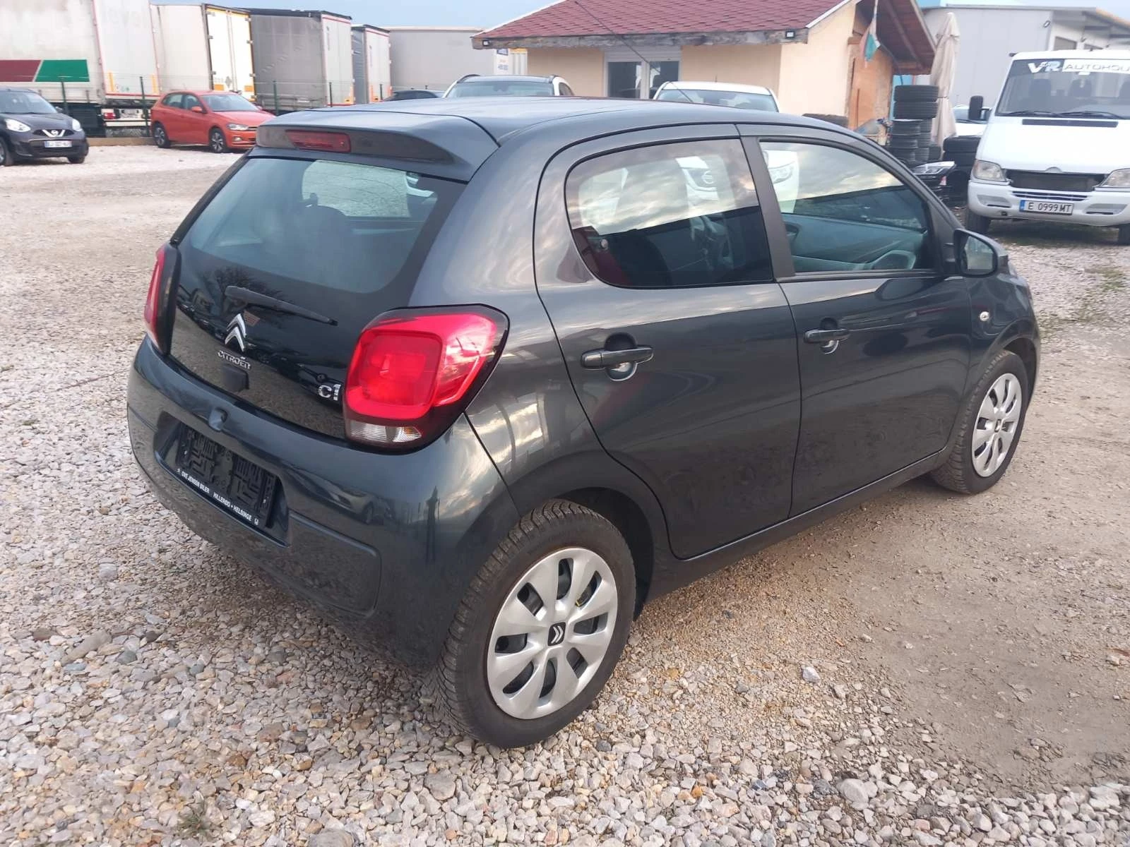 Citroen C1 1.2i euro 6 NAVI - изображение 5