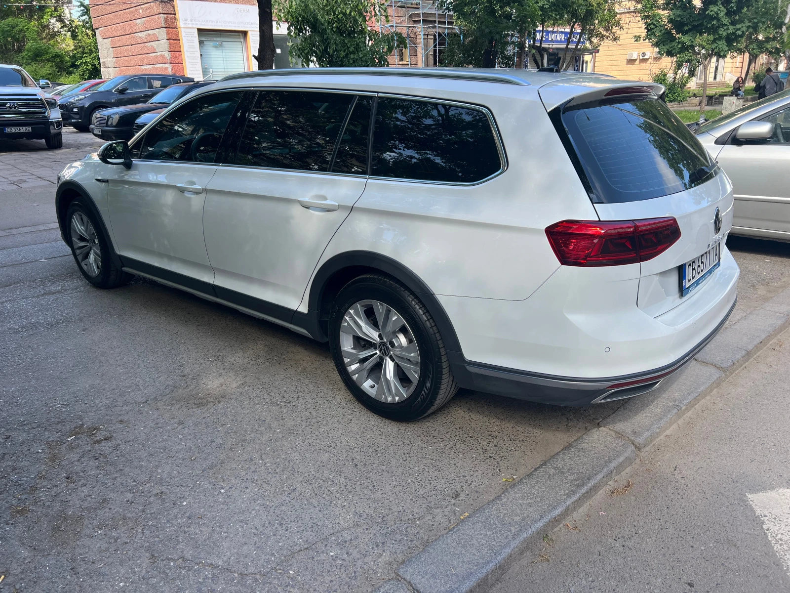 VW Passat Alltrack 2.0 TSI N1 - изображение 6