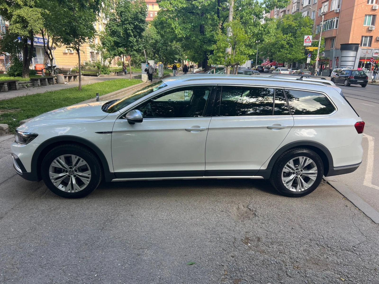 VW Passat Alltrack 2.0 TSI N1 - изображение 5