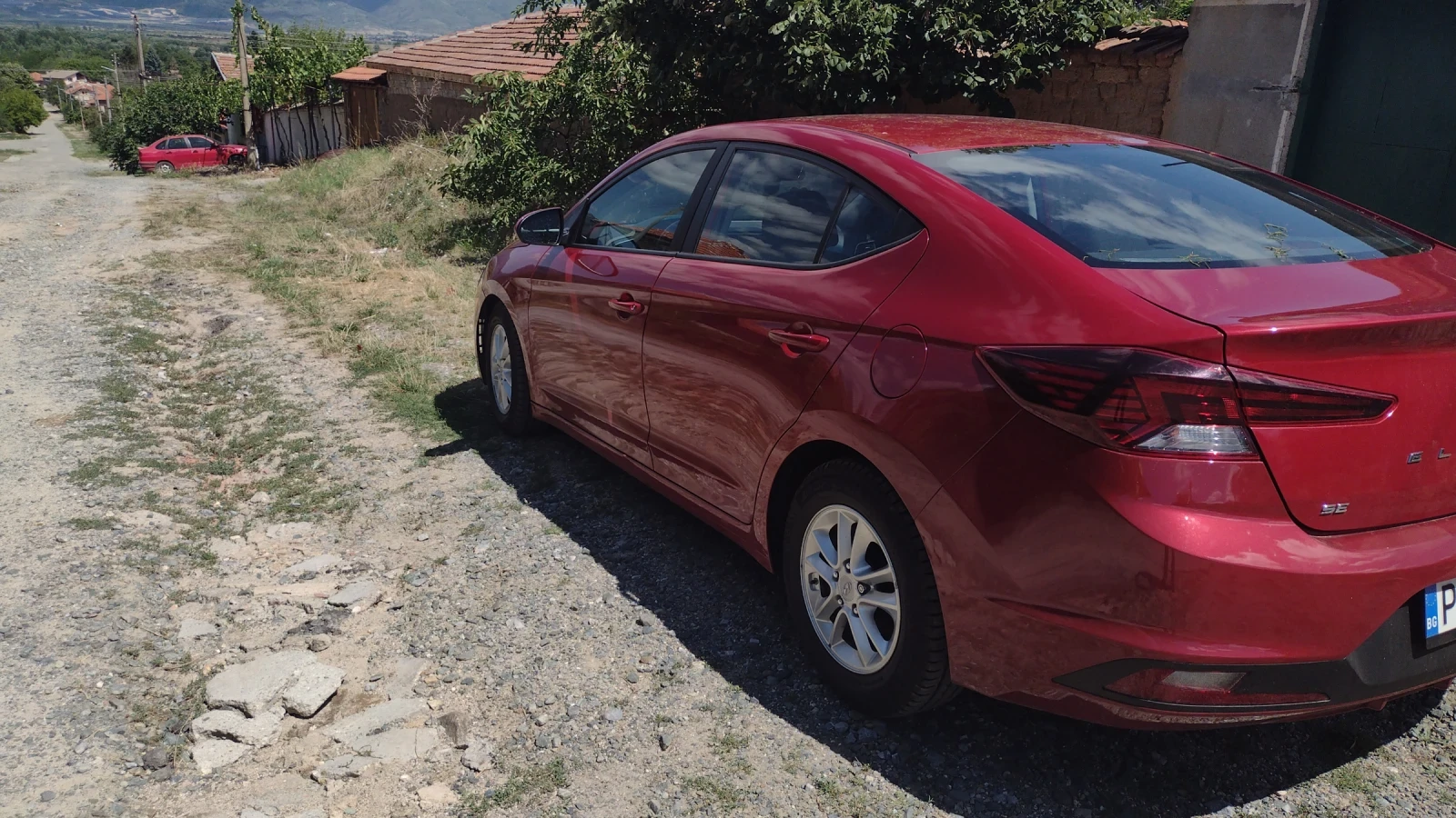 Hyundai Elantra SE - изображение 2