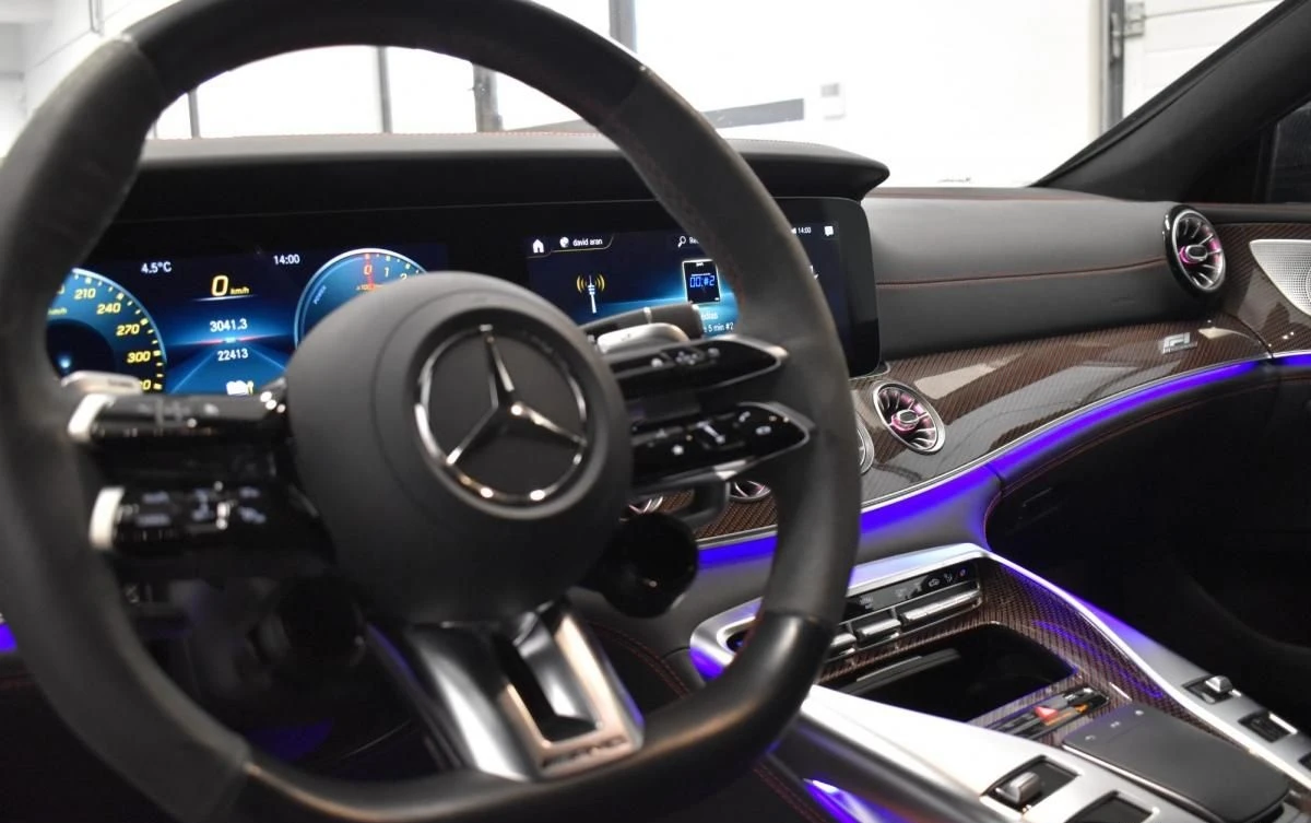 Mercedes-Benz GT 63S E-Hybrid F1 edition - изображение 10