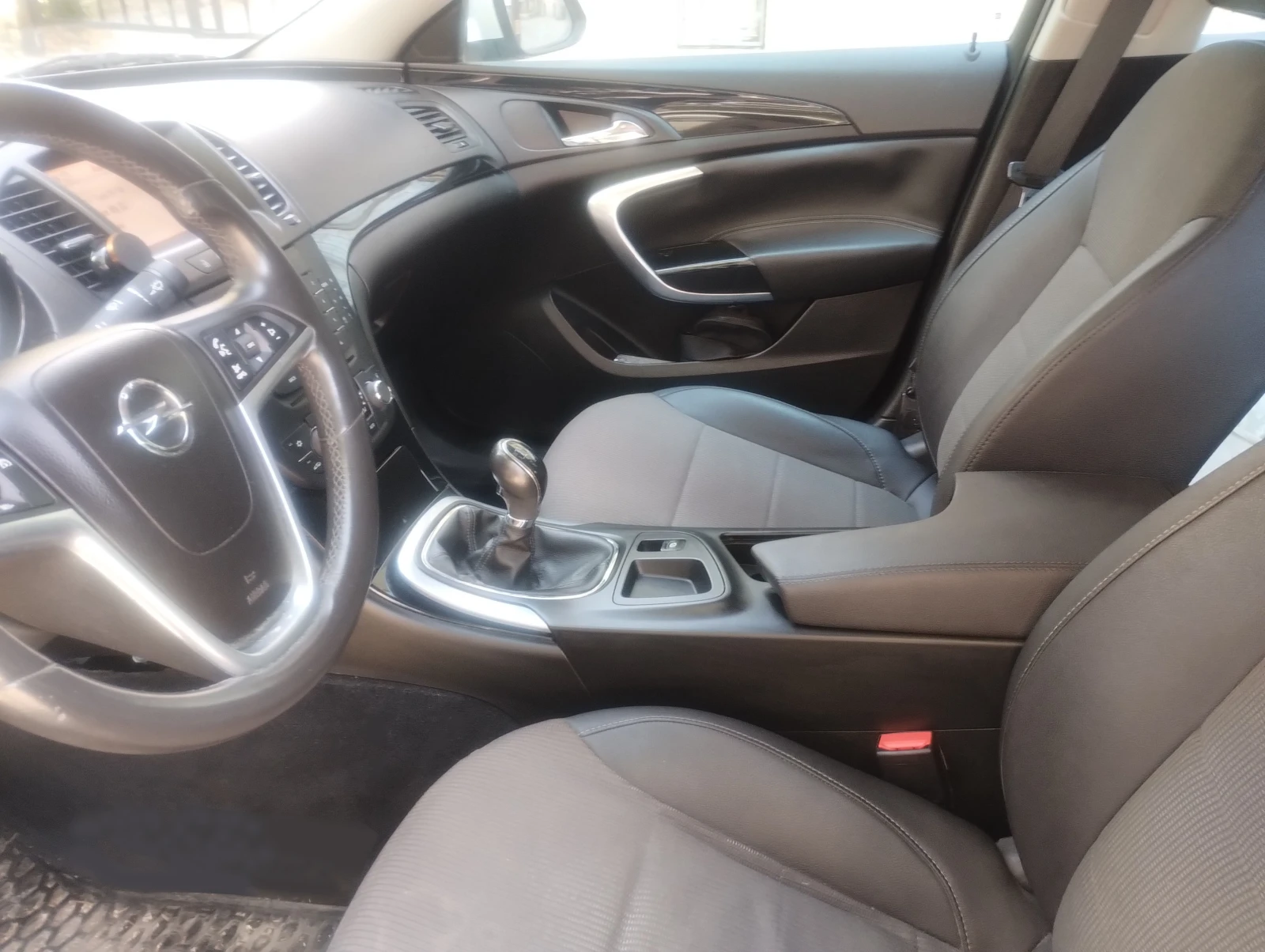 Opel Insignia 1.6T Cosmo 180к.с. LPG - изображение 9