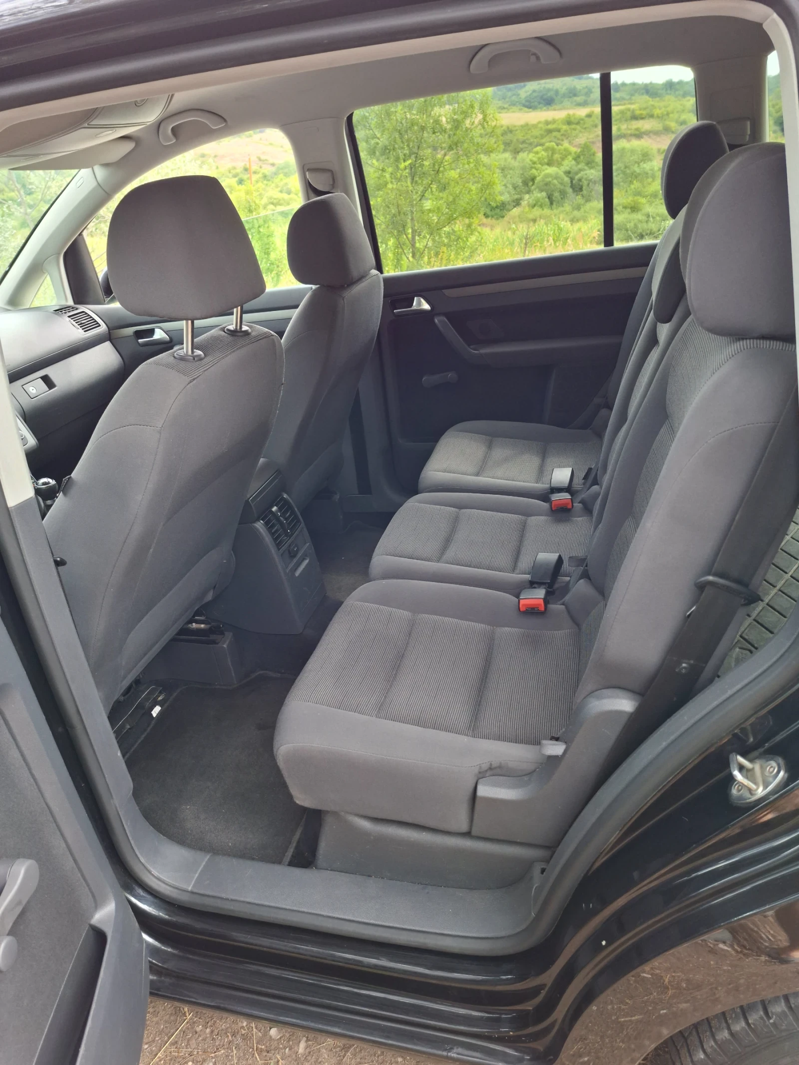 VW Touran  - изображение 5