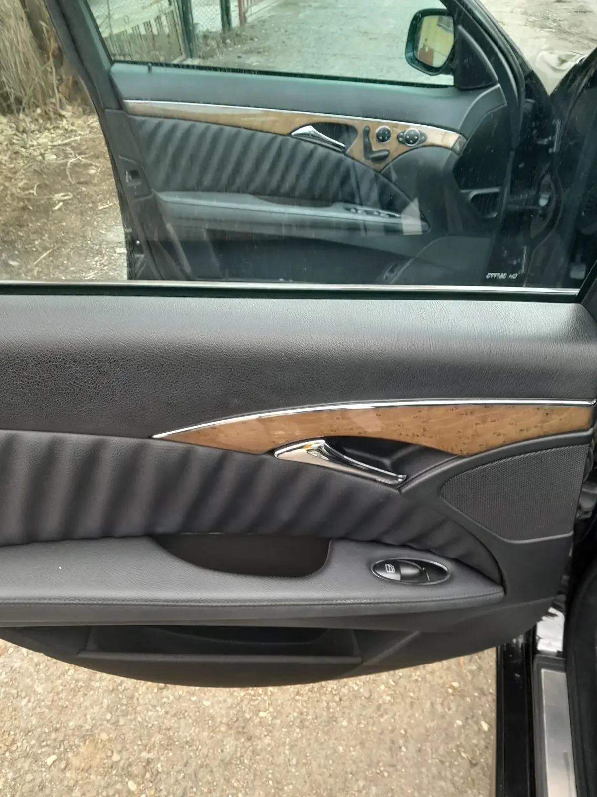 Mercedes-Benz E 280 Facelift LPG 4x4 E280 231ps - изображение 9