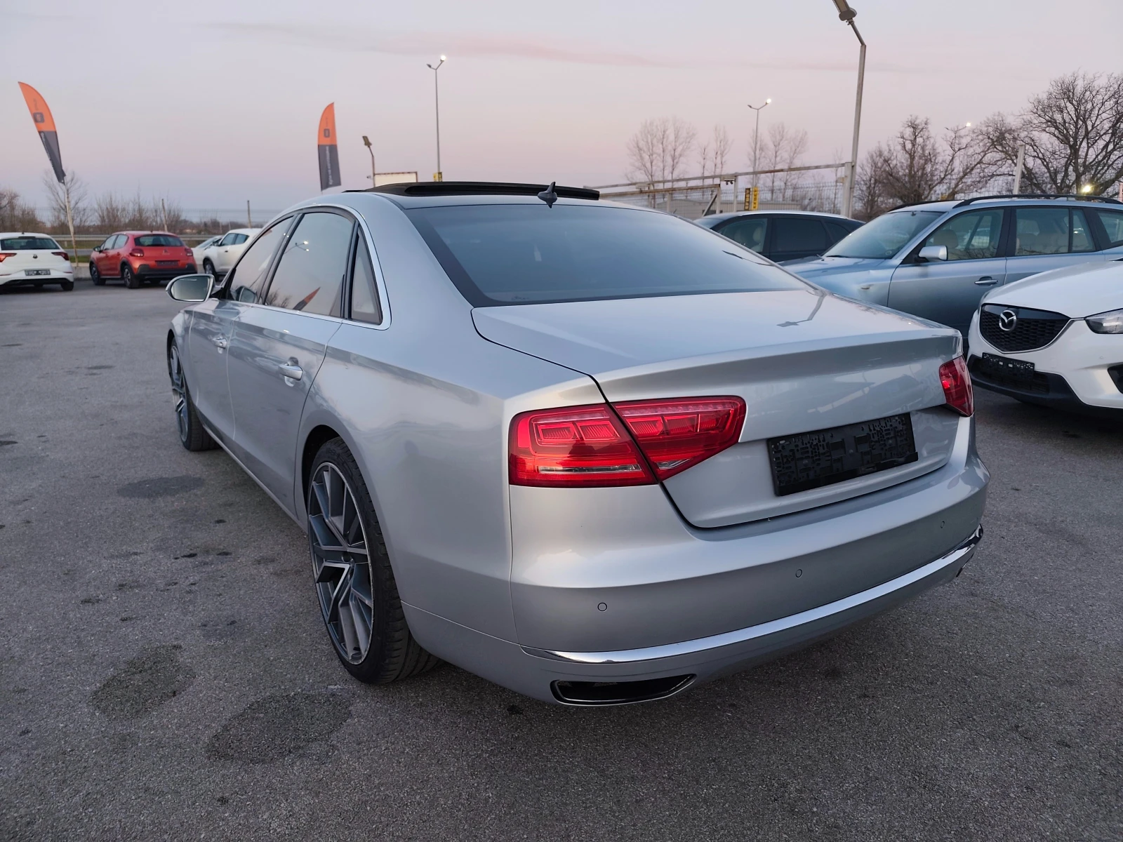 Audi A8 LONG 3xTV ПАНОРАМА, снимка 4 - Автомобили и джипове - 53788251