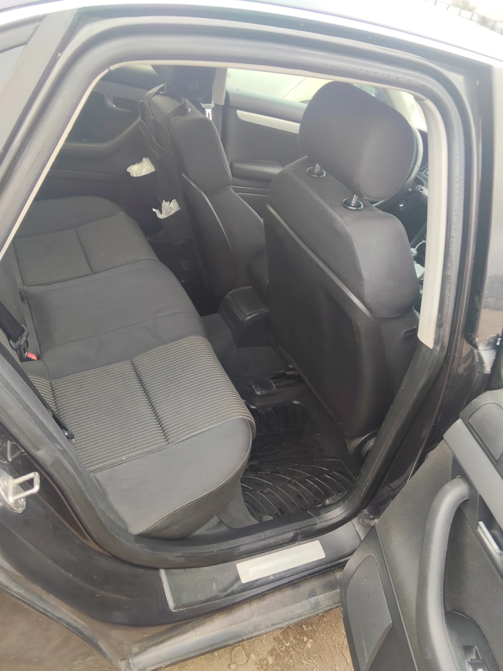 Audi A4, снимка 15 - Автомобили и джипове - 54466669