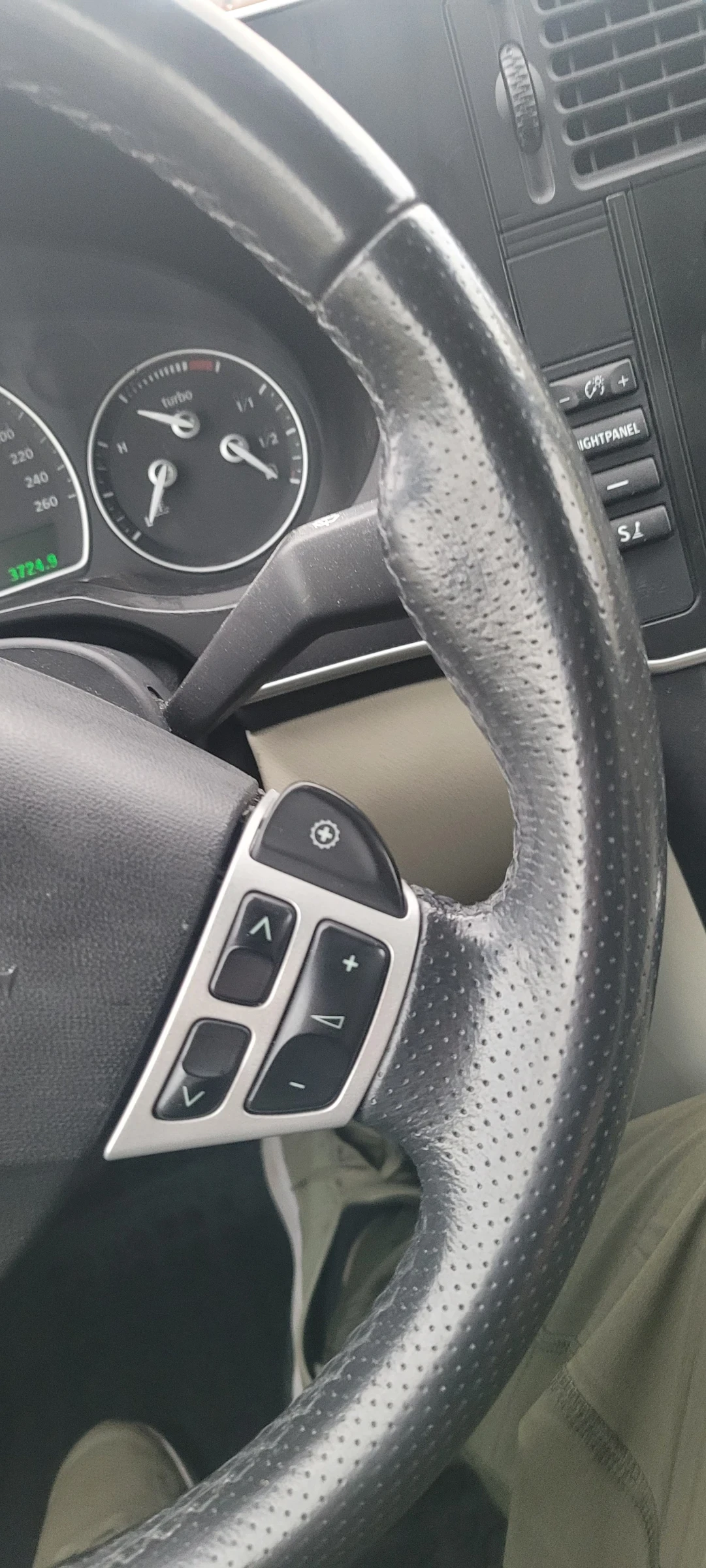 Saab 9-3 Vector , снимка 7 - Автомобили и джипове - 53961511