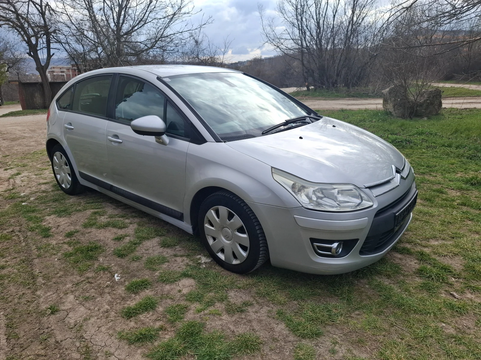 Citroen C4 1.6HDi Facelift, снимка 4 - Автомобили и джипове - 54001593