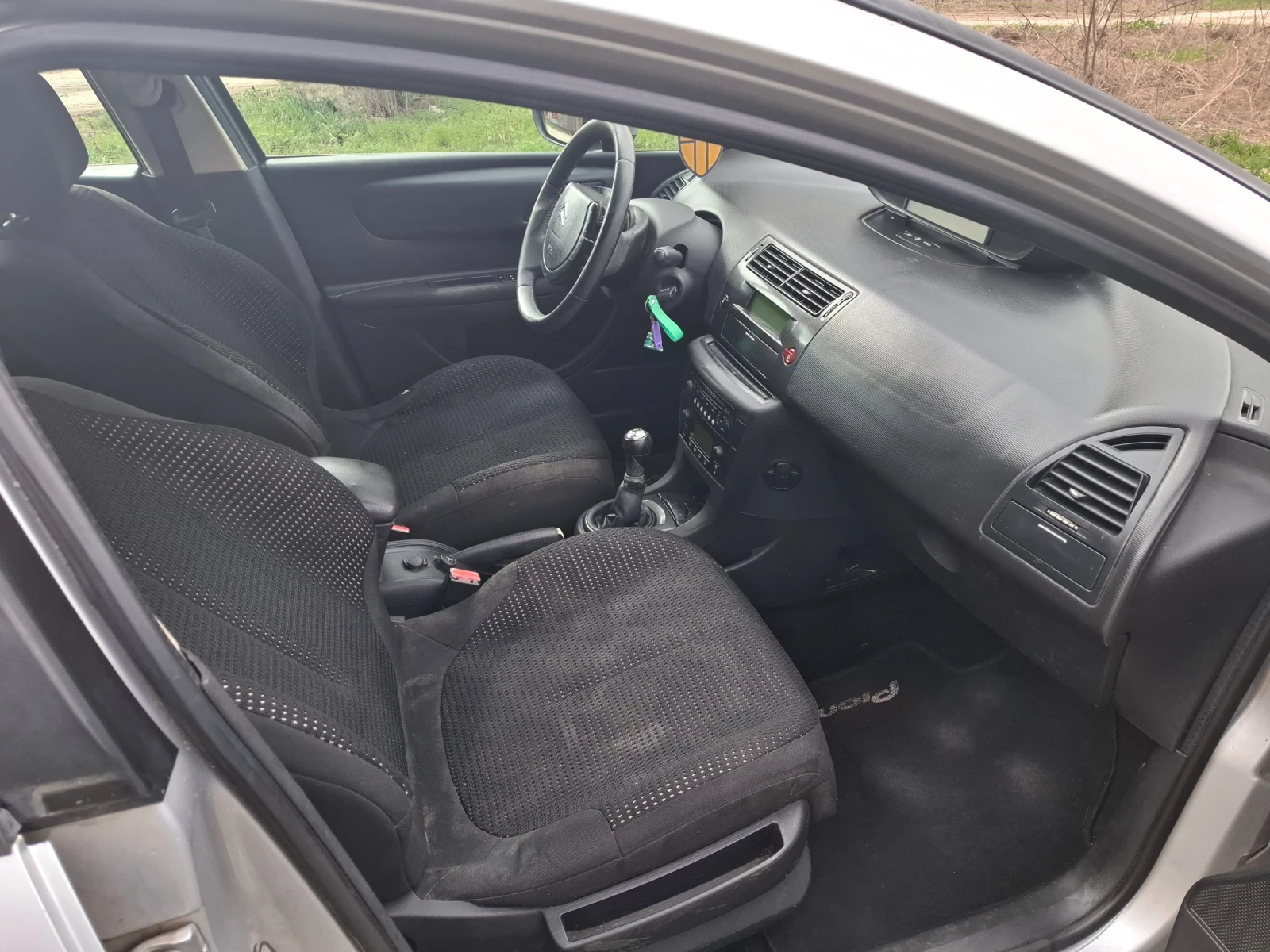 Citroen C4 1.6HDi Facelift, снимка 12 - Автомобили и джипове - 54001593