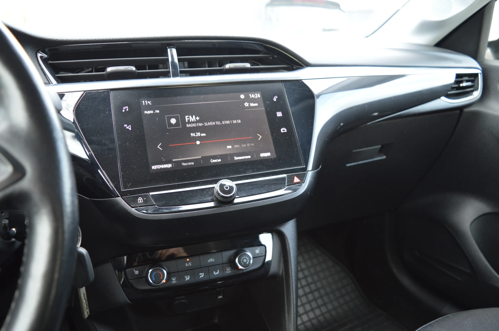 Opel Corsa 1.2-KLIMA, снимка 14 - Автомобили и джипове - 54139574