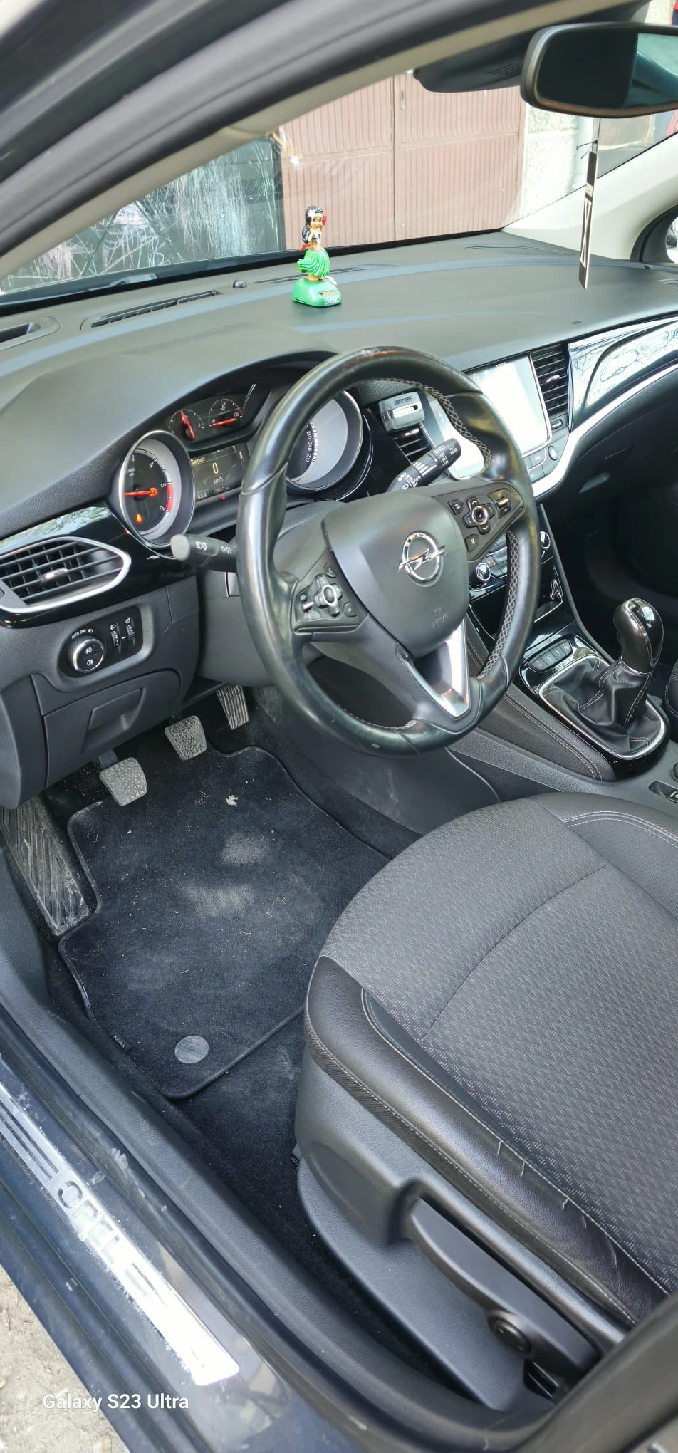 Opel Astra BiTURBO, снимка 2 - Автомобили и джипове - 54220304