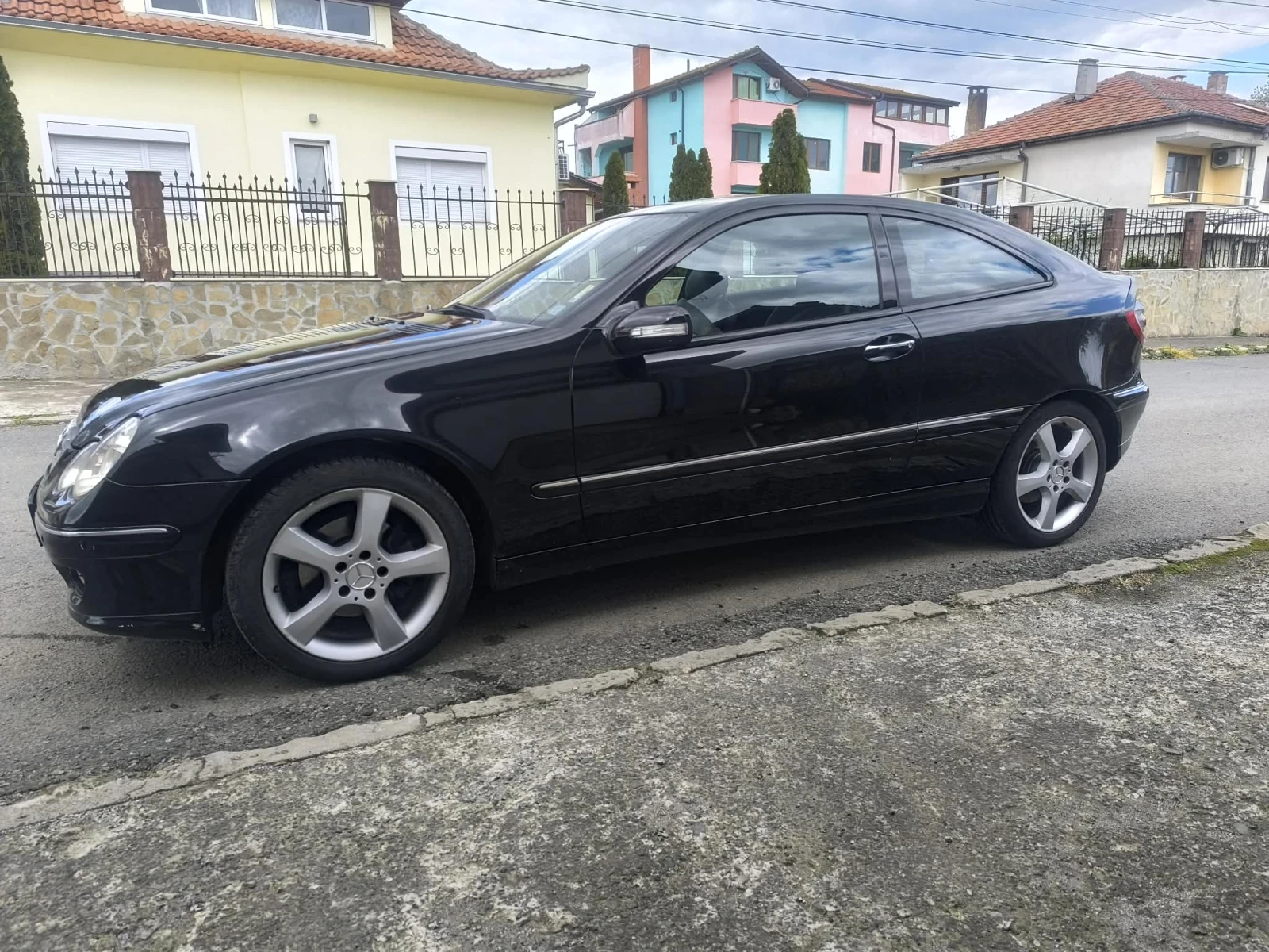 Mercedes-Benz C 200, снимка 4 - Автомобили и джипове - 54384995