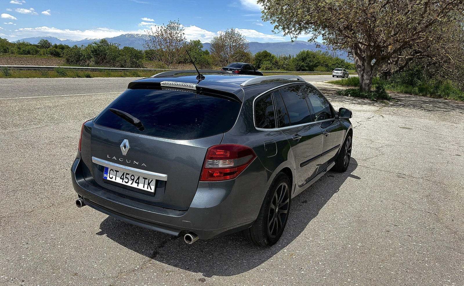Renault Laguna 3 Facelift, снимка 8 - Автомобили и джипове - 54412284