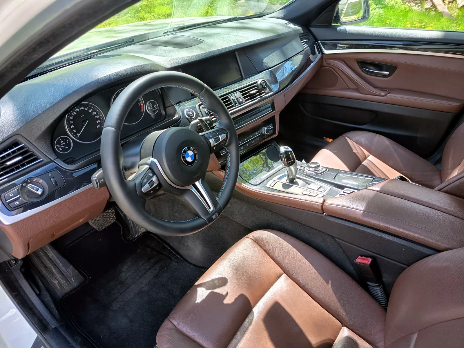 BMW 530 X Drive, снимка 6 - Автомобили и джипове - 54596656