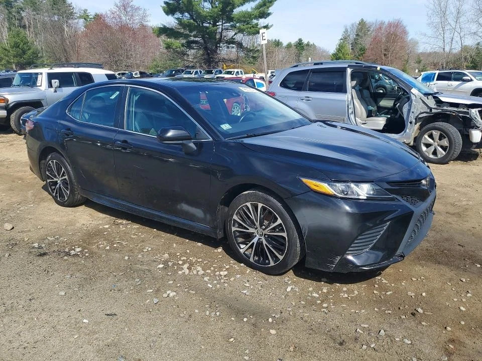 Toyota Camry, снимка 4 - Автомобили и джипове - 54622368