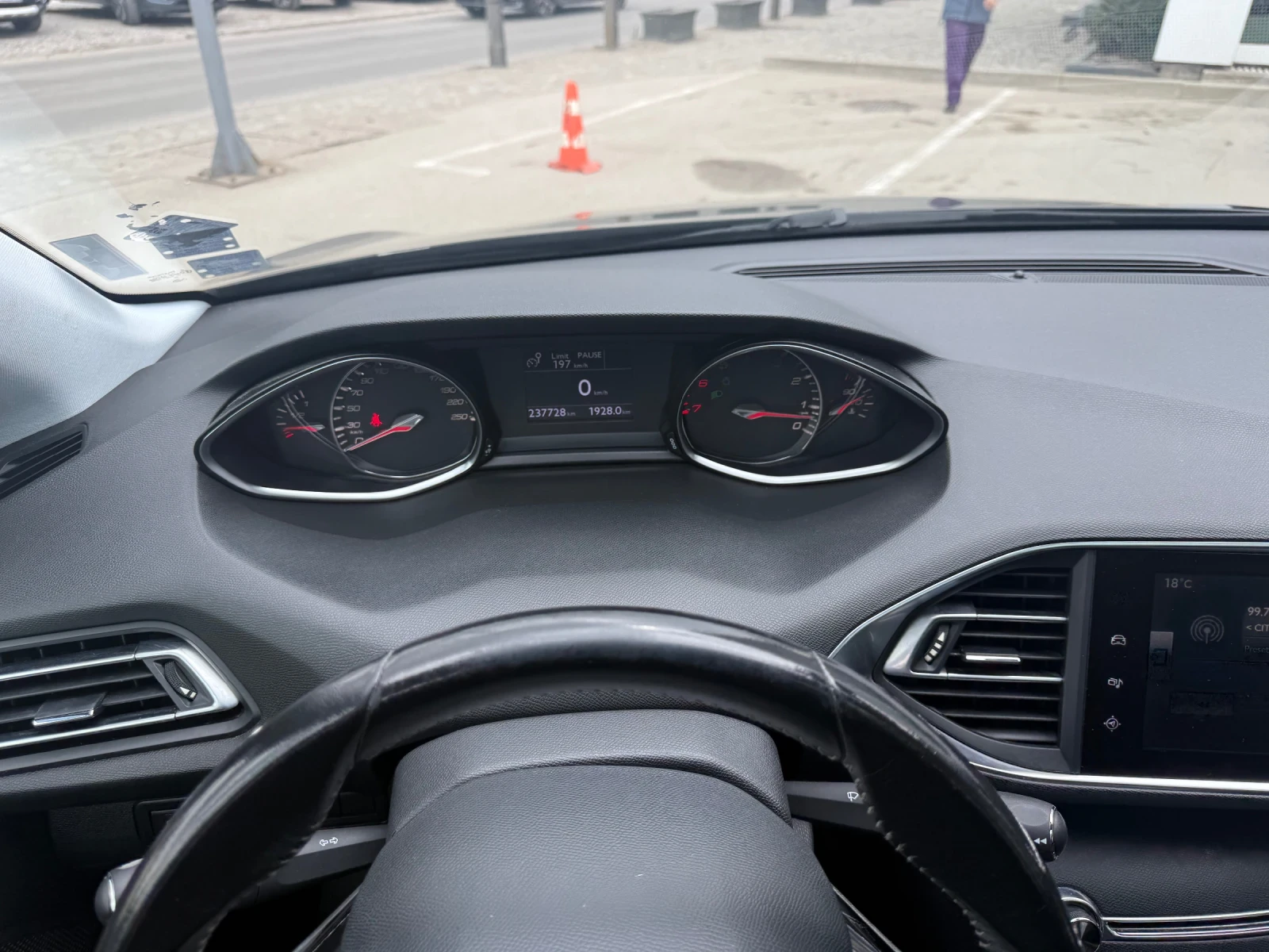 Peugeot 308 1.6, снимка 14 - Автомобили и джипове - 54627556
