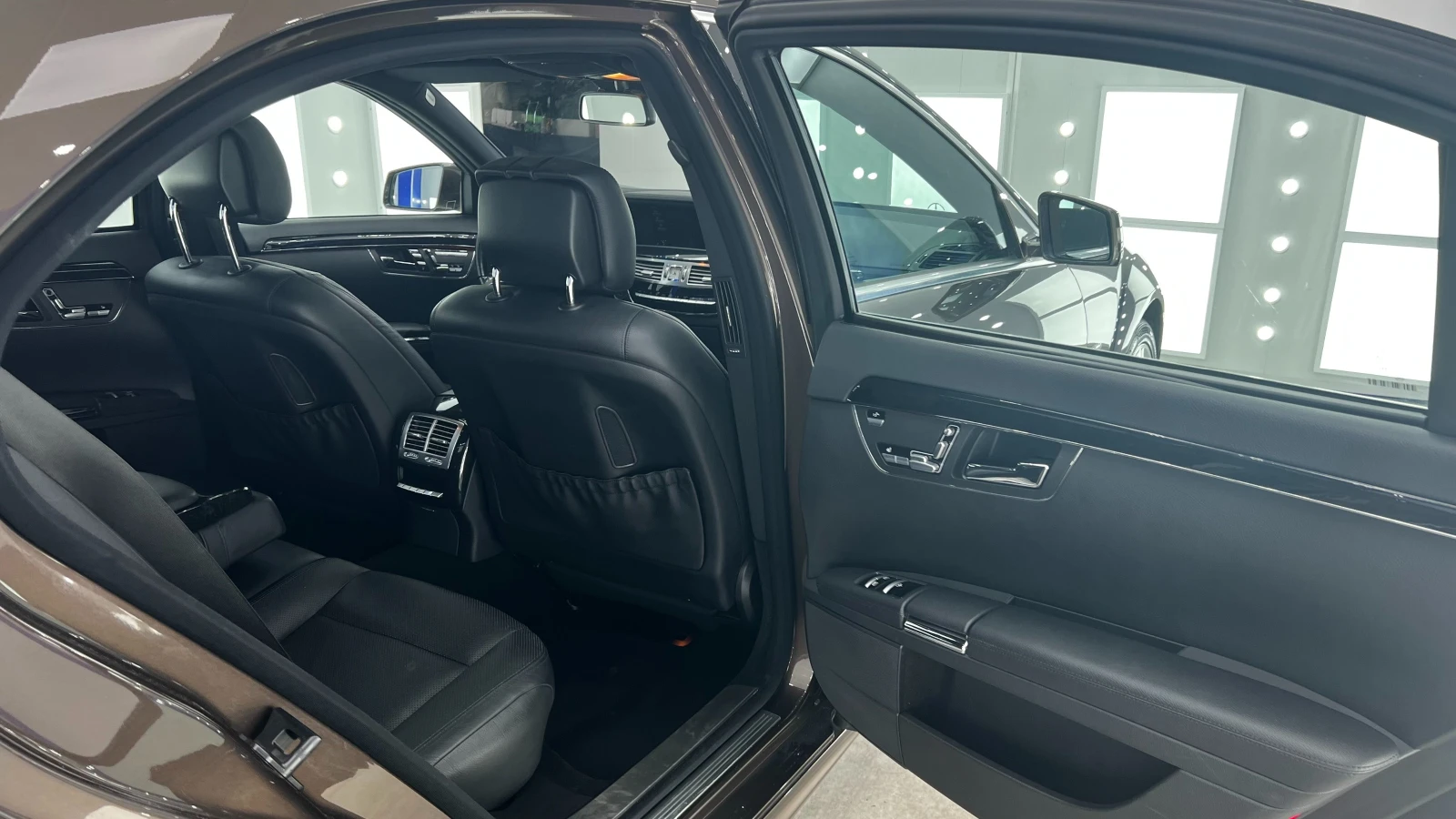 Mercedes-Benz S 350 AMG Long BlueTec, снимка 13 - Автомобили и джипове - 54650748