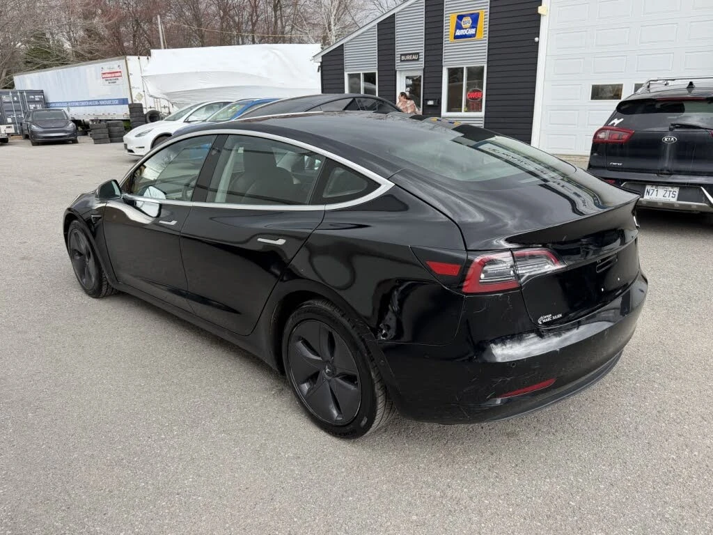 Tesla Model 3 Long Range RWD* PANORAMA* ПОДГРЕВ* КРАЙНА ЦЕНА* , снимка 4 - Автомобили и джипове - 54780311