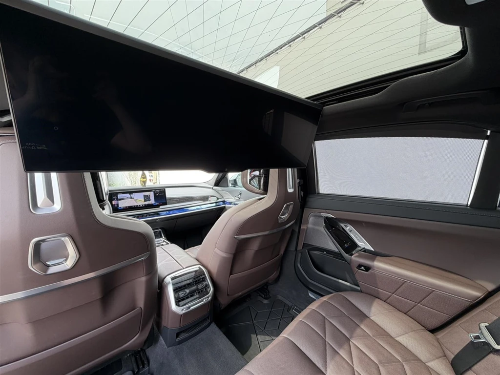 BMW 750 xDrive | Mobile.bg � ����������� 10