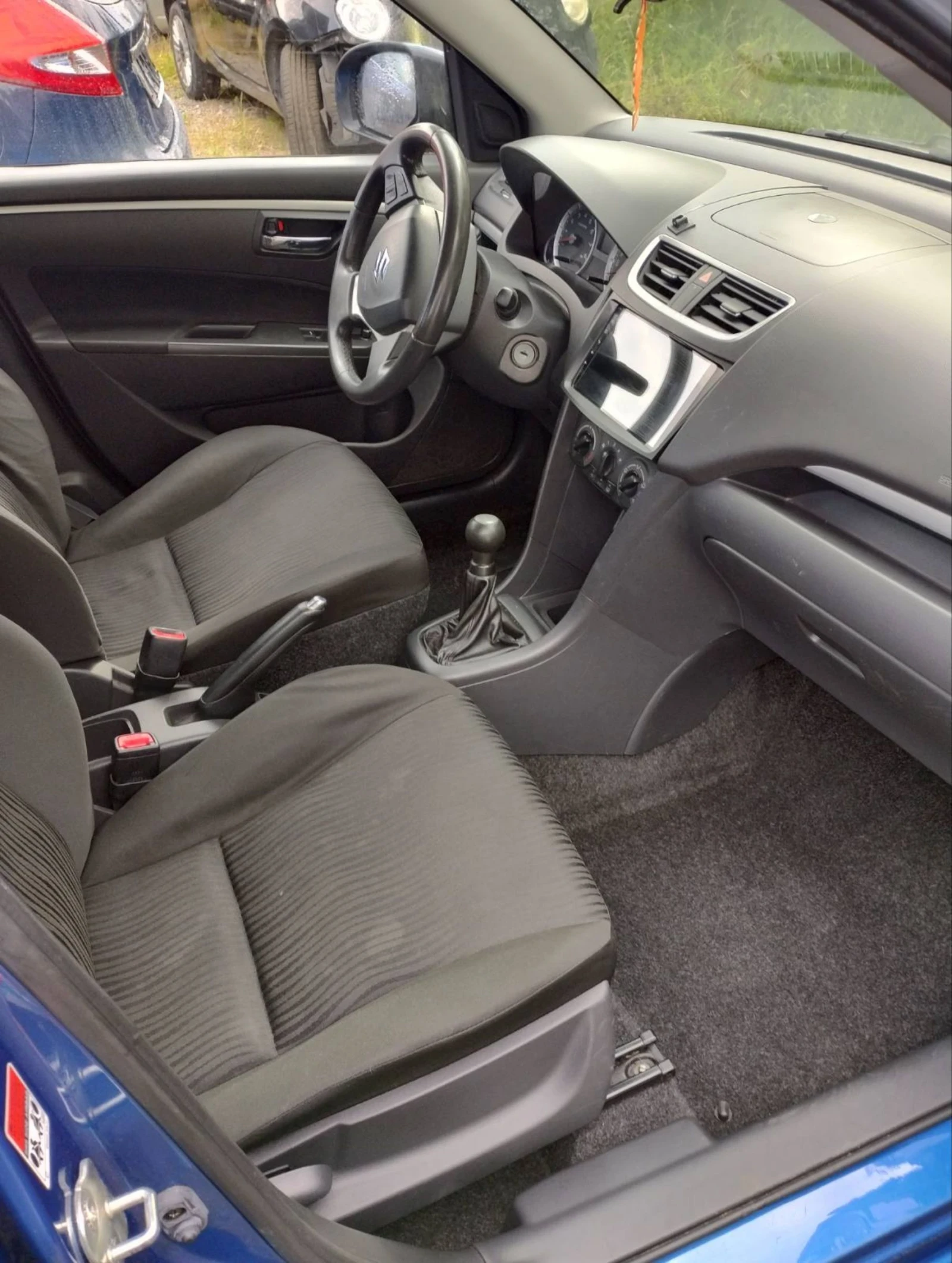Suzuki Swift 1.2 BENZIN euro 5, снимка 16 - Автомобили и джипове - 54940375