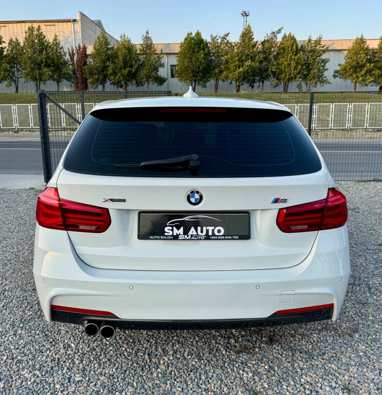 BMW 320 4x4 M-Pack B47, снимка 4 - Автомобили и джипове - 55555037