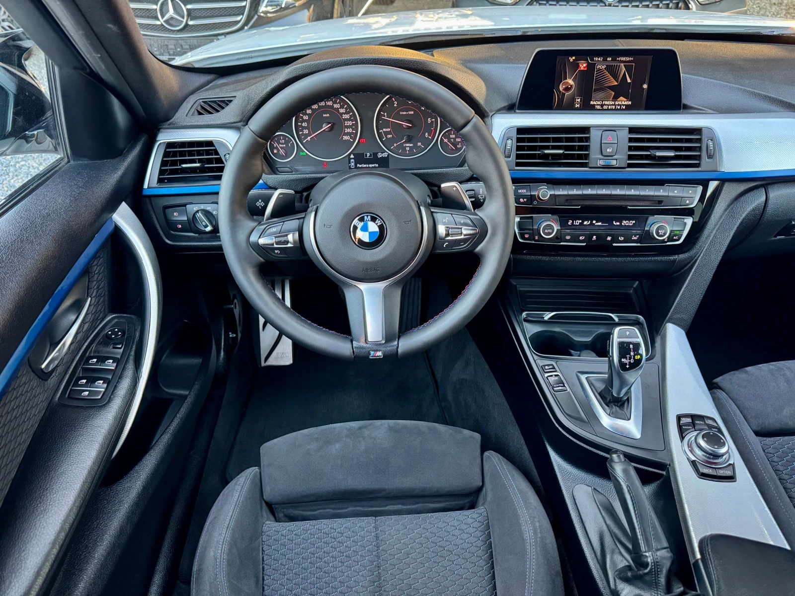 BMW 320 4x4 M-Pack B47, снимка 11 - Автомобили и джипове - 55555037