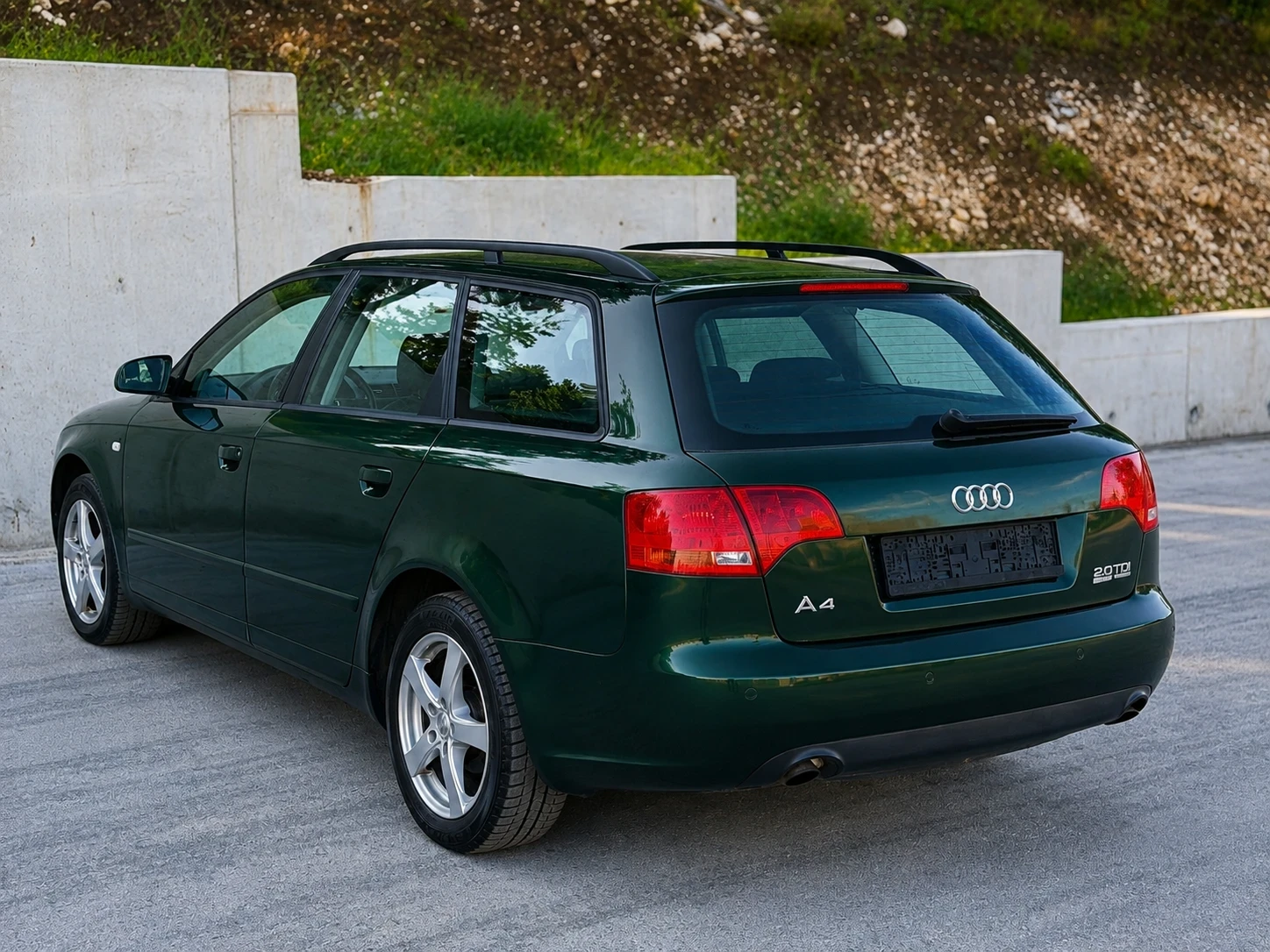 Audi A4 2.0 TDI Quattro, снимка 6 - Автомобили и джипове - 55694652