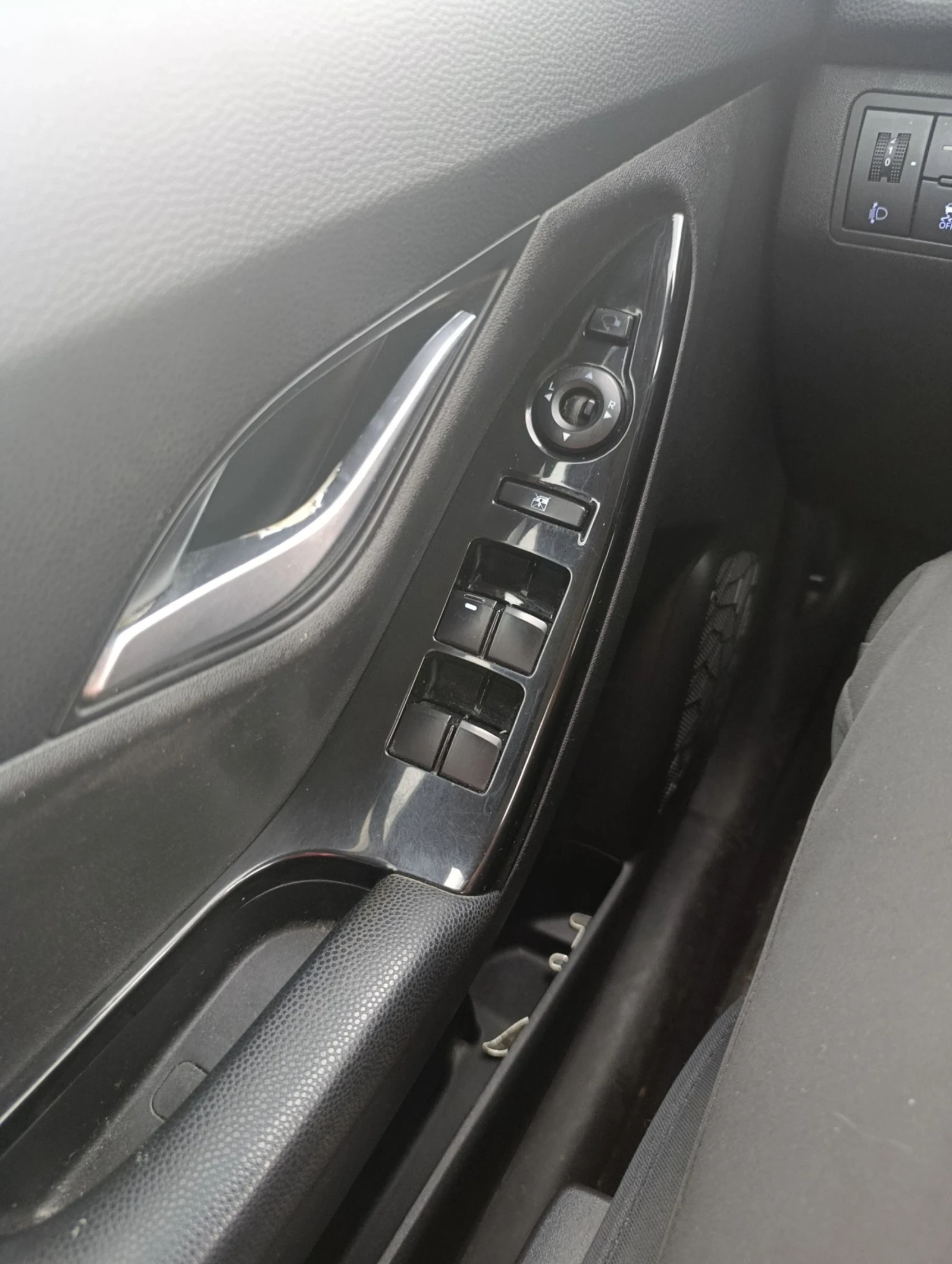 Hyundai Ix20 1.4 90�.�. | Mobile.bg � ����������� 9