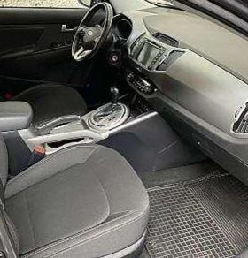 Kia Sportage 2.0 CRDI, снимка 12