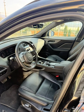 Jaguar F-PACE 2.0 D AWD CHEQUERED FLAG, снимка 9