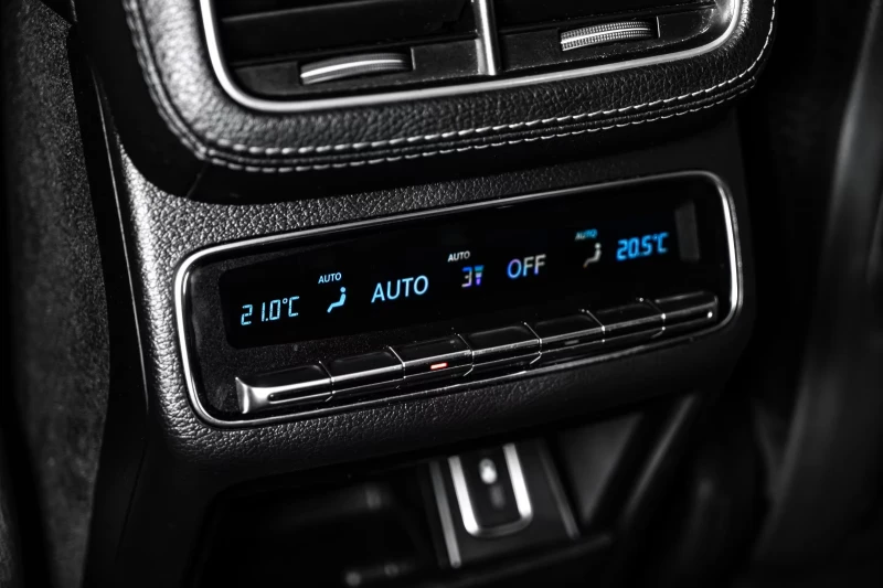 Mercedes-Benz GLS 400 d/4MATIC/330HP/AMG/BURM/PANO/360CAM/HUD/KLESS/723f, снимка 16 - Автомобили и джипове - 51659119