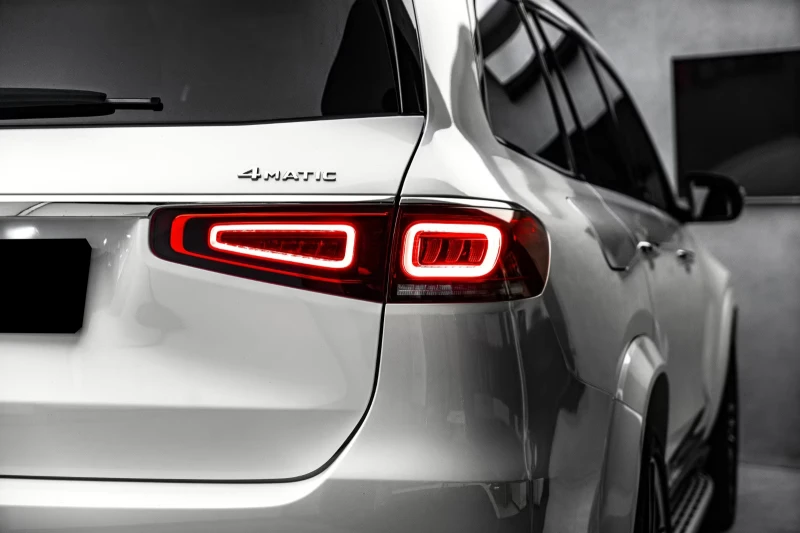 Mercedes-Benz GLS 400 d/4MATIC/330HP/AMG/BURM/PANO/360CAM/HUD/KLESS/723f, снимка 8 - Автомобили и джипове - 51659119