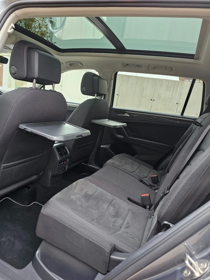 VW Tiguan Allspace Highline 4Motion 2.0tdi 200кс Панорама DCC, снимка 15 - Автомобили и джипове - 52470774