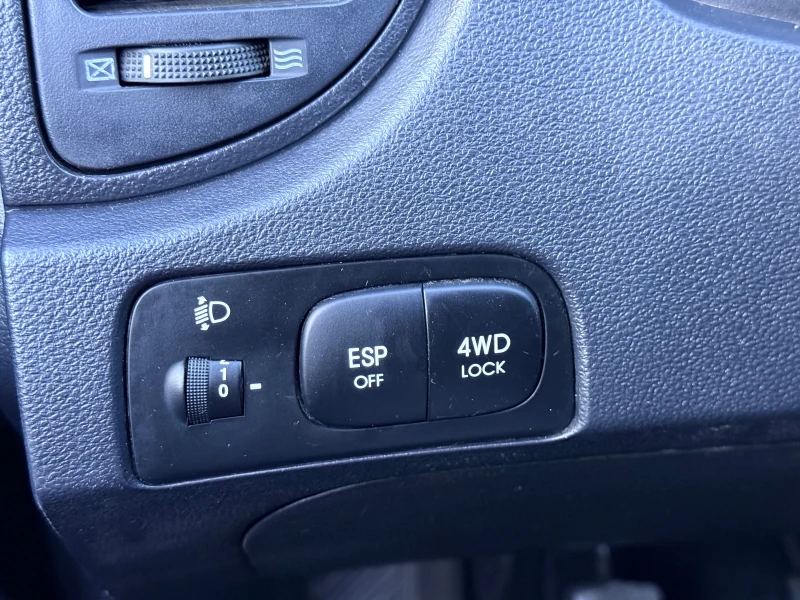 Kia Sportage 2.0i* CNG* 140k.c* 4x4* ITALIA, снимка 13 - Автомобили и джипове - 52886186