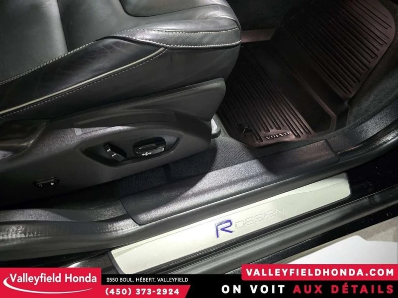 Volvo XC60 * R Design Premier * CARFAX * ЦЕНА ДО БГ, снимка 13 - Автомобили и джипове - 53431558