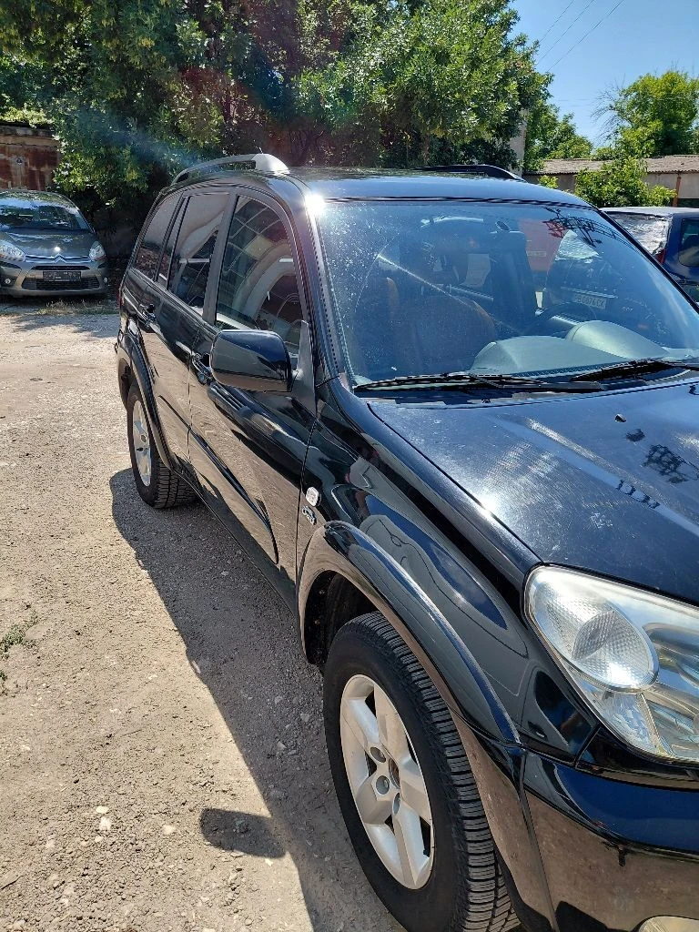 Toyota Rav4, снимка 3 - Автомобили и джипове - 55341847