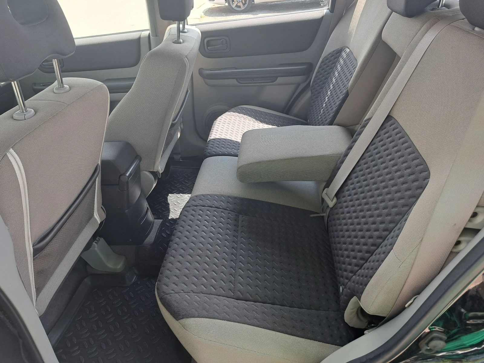 Nissan X-trail 2.5i - изображение 8
