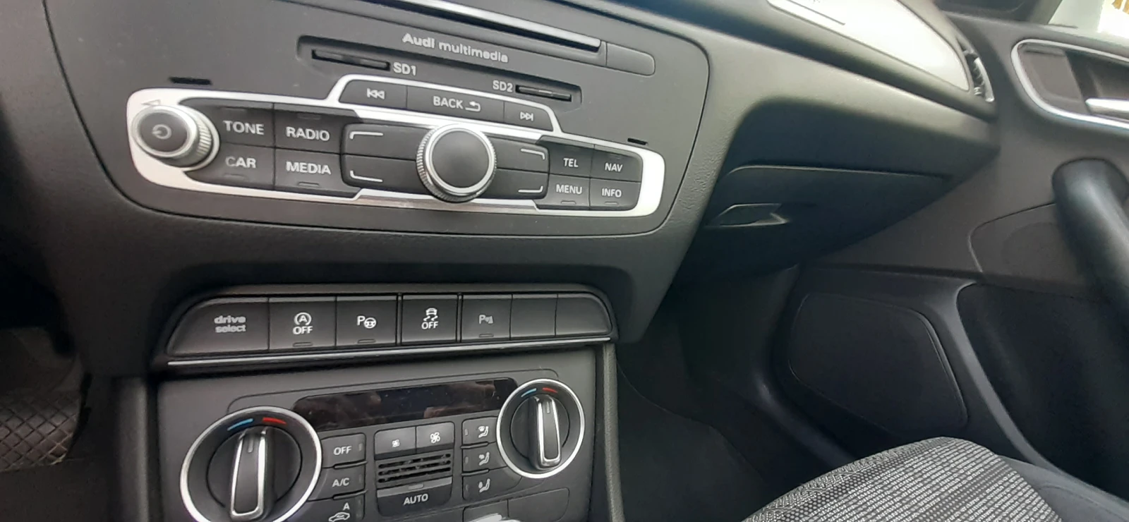 Audi Q3 2.0 QUATRO-УНИКАТ, снимка 16 - Автомобили и джипове - 54984605