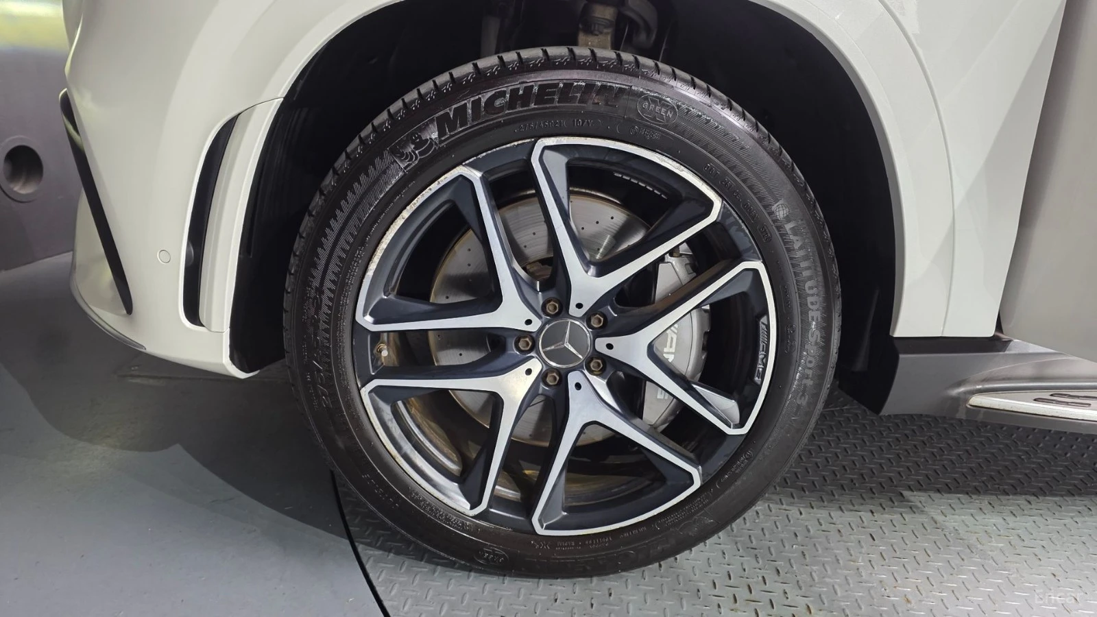 Mercedes-Benz GLE 53 4MATIC AMG* BURMESTER* DISTRONIC* ПОДГРЕВ* ОБДУХВАНЕ* 360, снимка 16 - Автомобили и джипове - 55557762