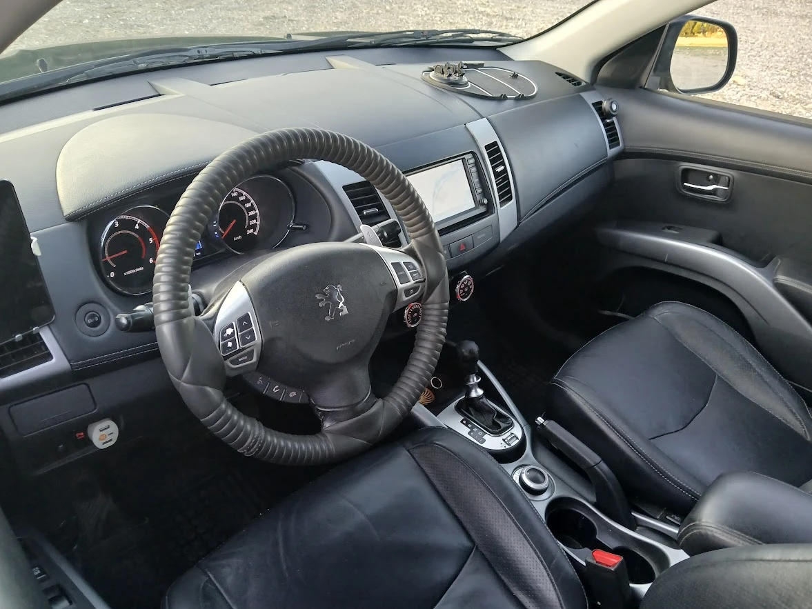 Peugeot 4007, снимка 8 - Автомобили и джипове - 55732388