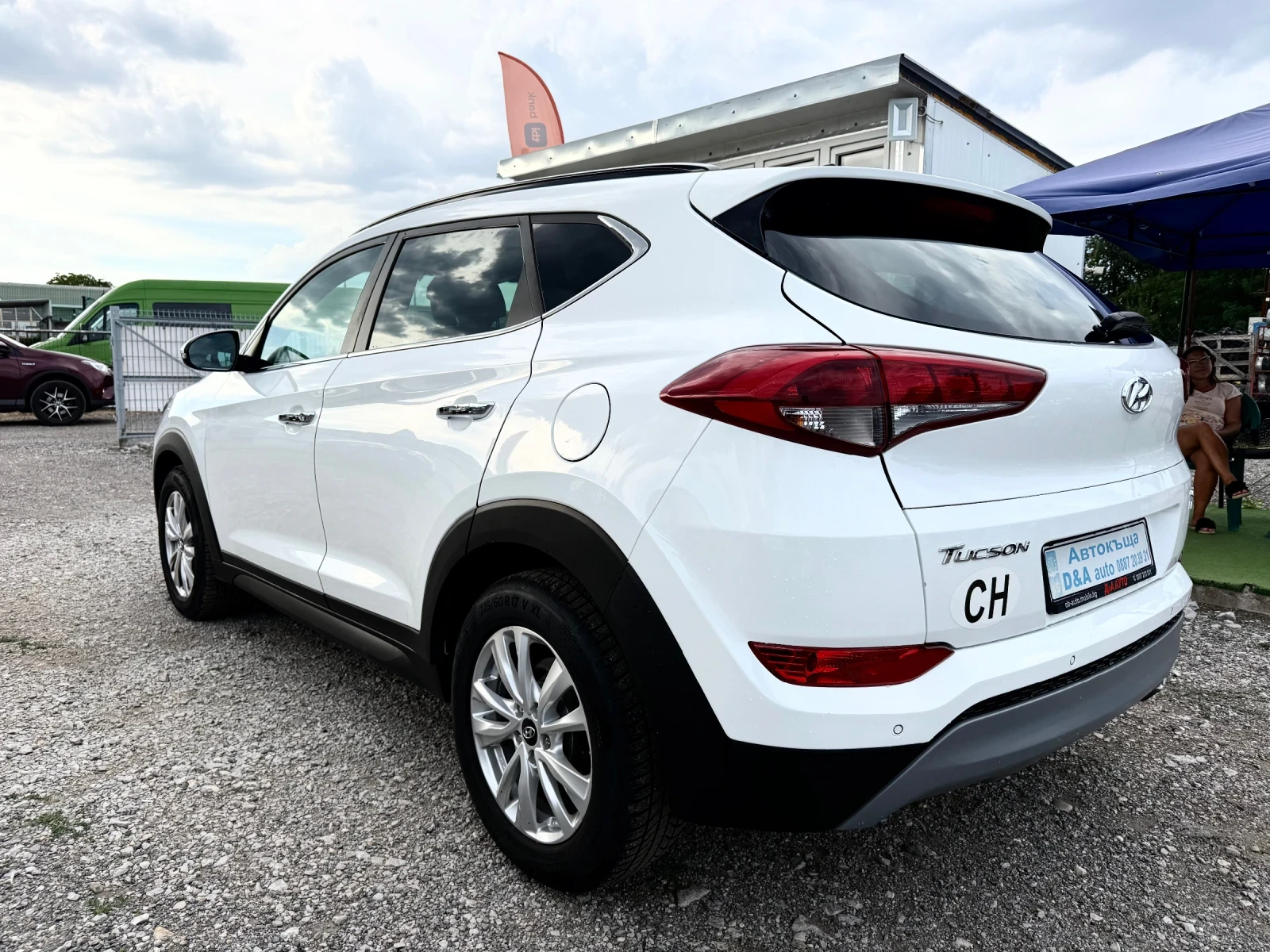 Hyundai Tucson 2.0CRDI 185к.с 4WD Швейцария, снимка 6 - Автомобили и джипове - 55837786