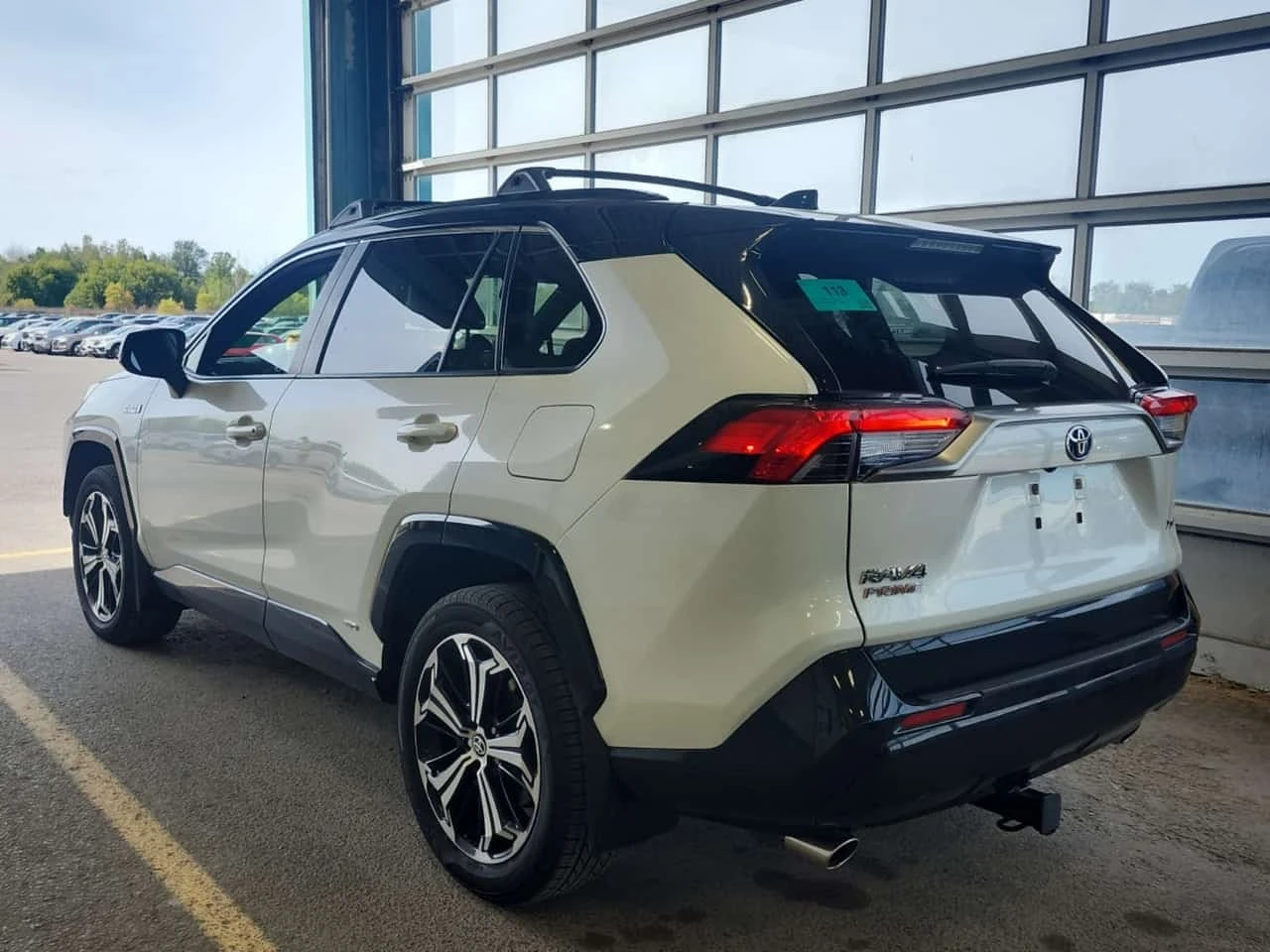Toyota Rav4 PRIME * PLUG-IN HYBRID * XSE * AWD * ARFAX * , снимка 6 - Автомобили и джипове - 56178123