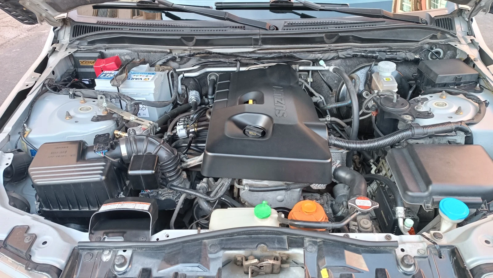 Suzuki Grand vitara Газ бензин, снимка 12 - Автомобили и джипове - 56643088