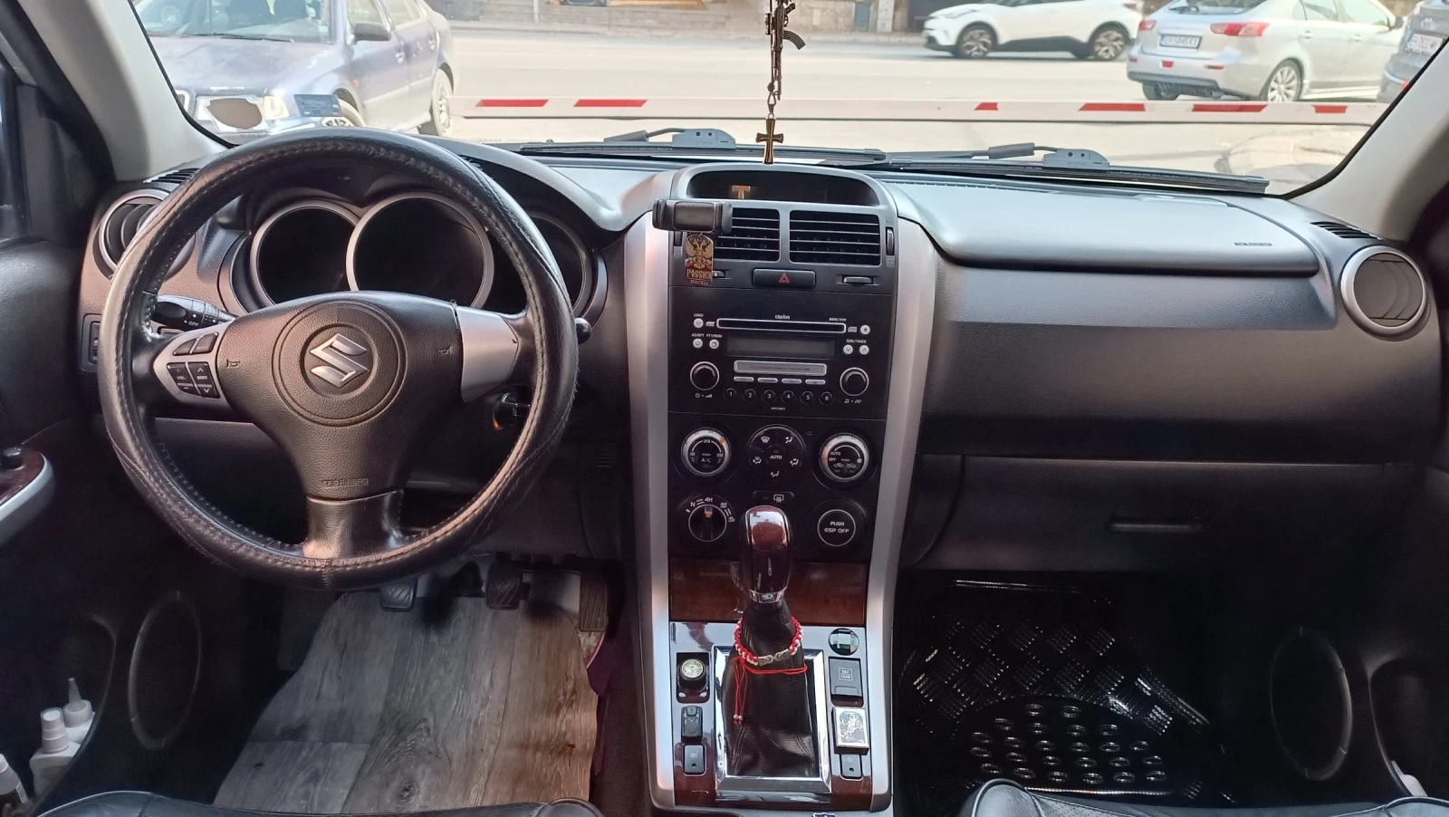 Suzuki Grand vitara Газ бензин, снимка 4 - Автомобили и джипове - 56643088