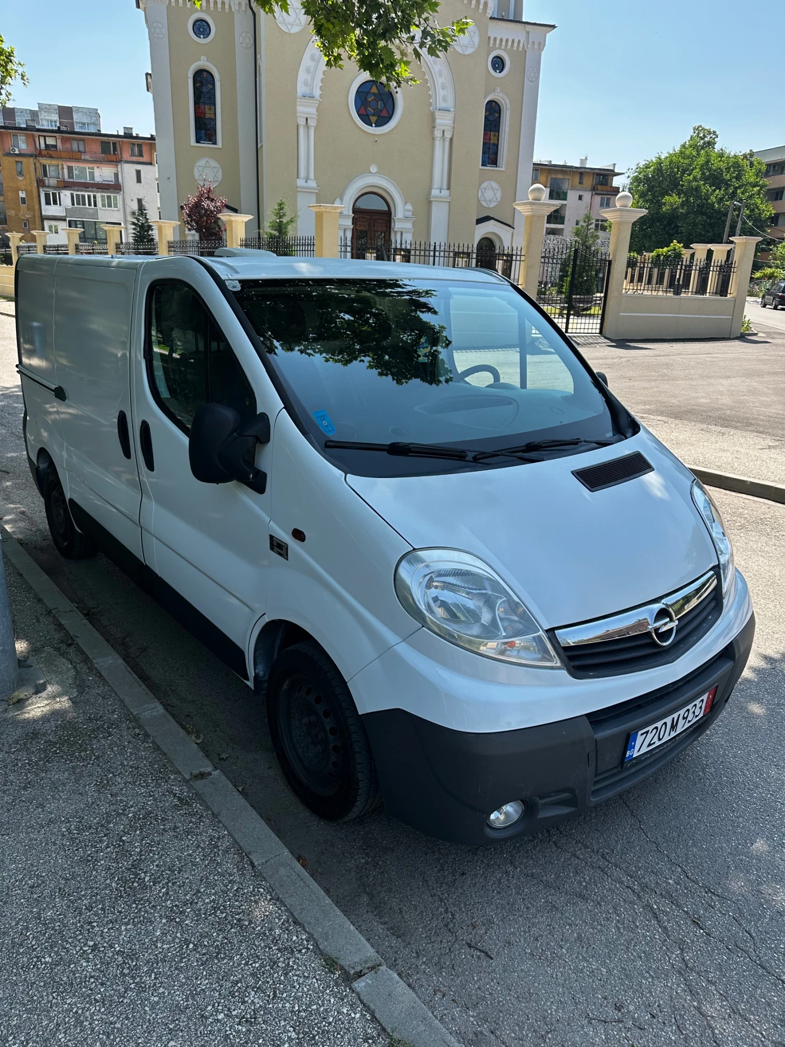 Opel Vivaro 2000 - изображение 2
