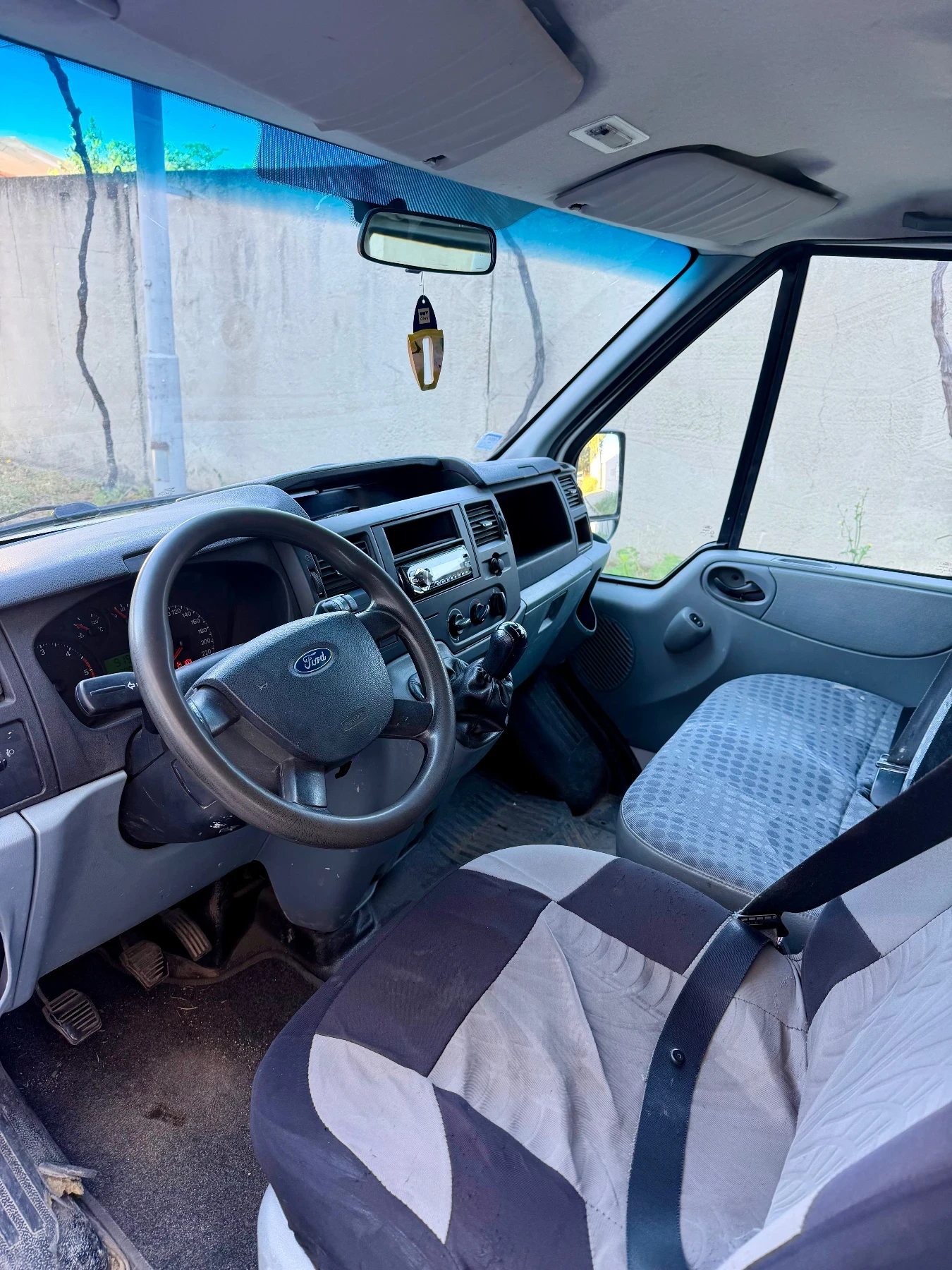 Ford Transit Товарен, 5+ 1, фургон, багажник, снимка 6 - Бусове и автобуси - 55033874