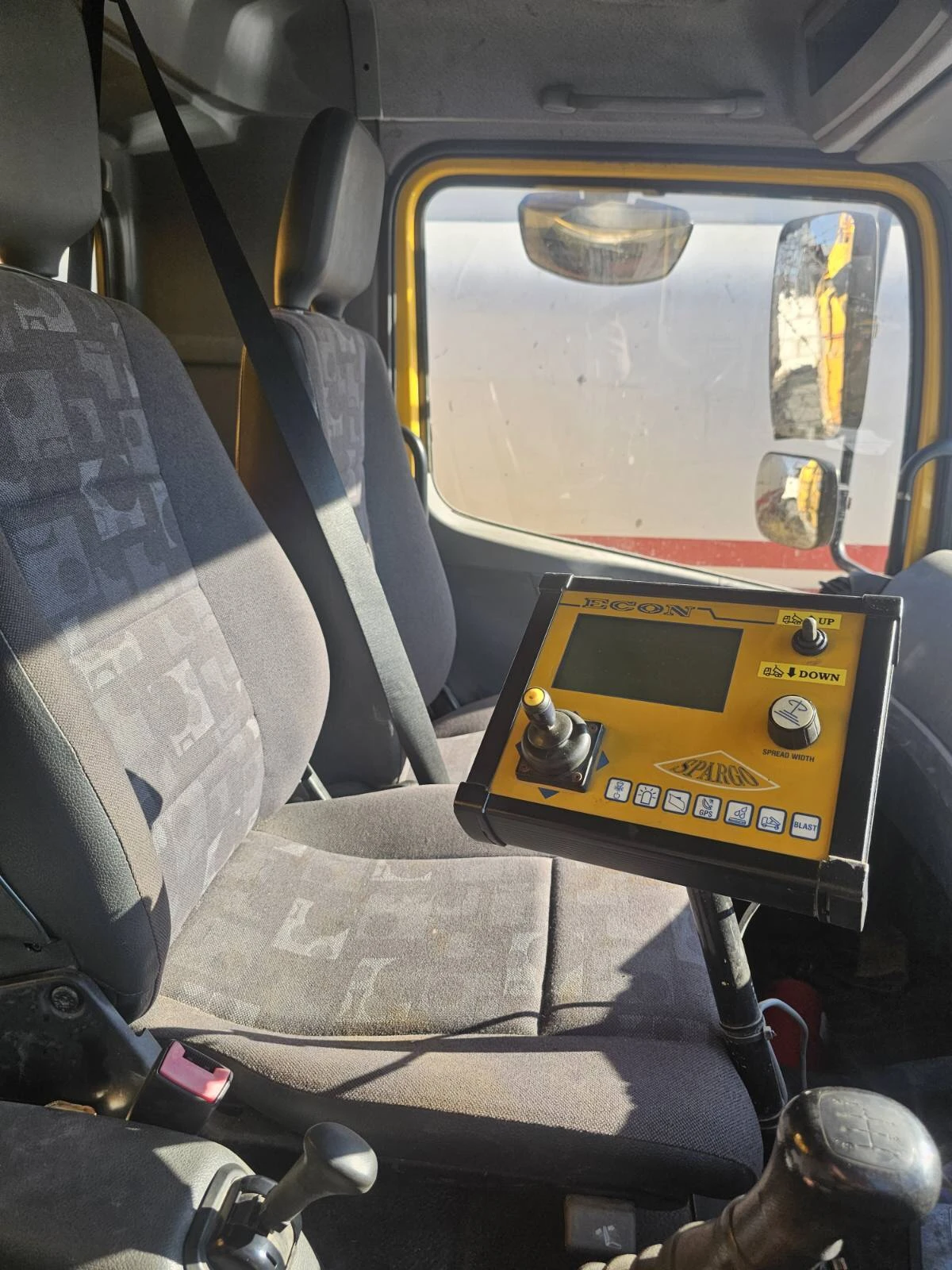 Mercedes-Benz 1824  - изображение 6